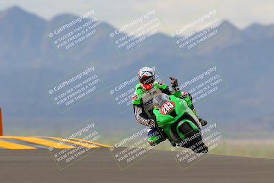 media/Sep-11-2022-SoCal Trackdays (Sun) [[81b7e951af]]/Turn 9 (930am)/